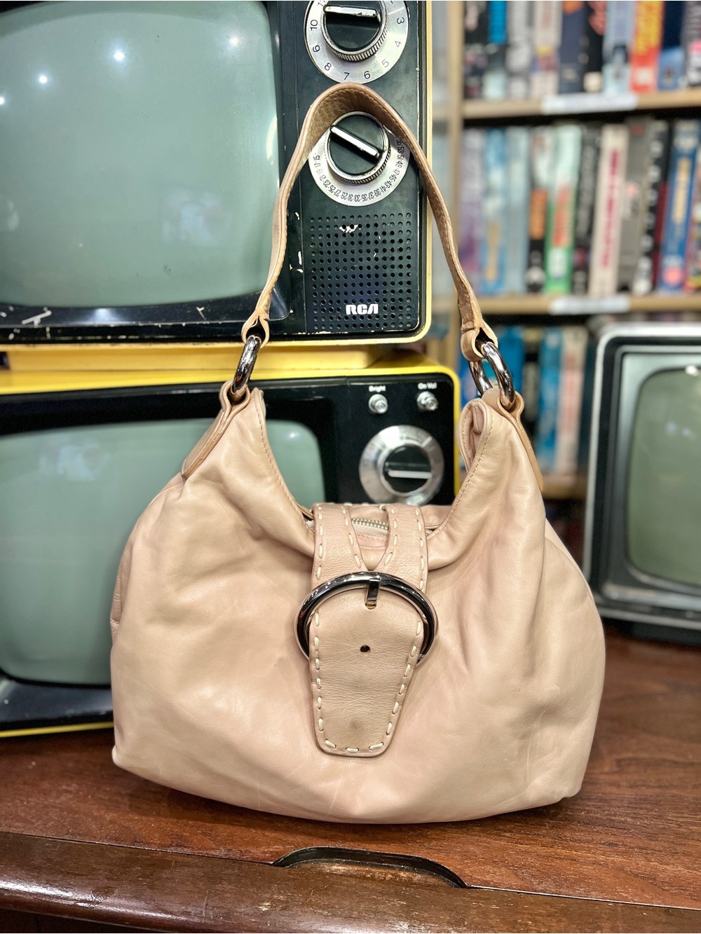 Vintage DESMO Italian Genuine Leather Hobo shoulder bag
